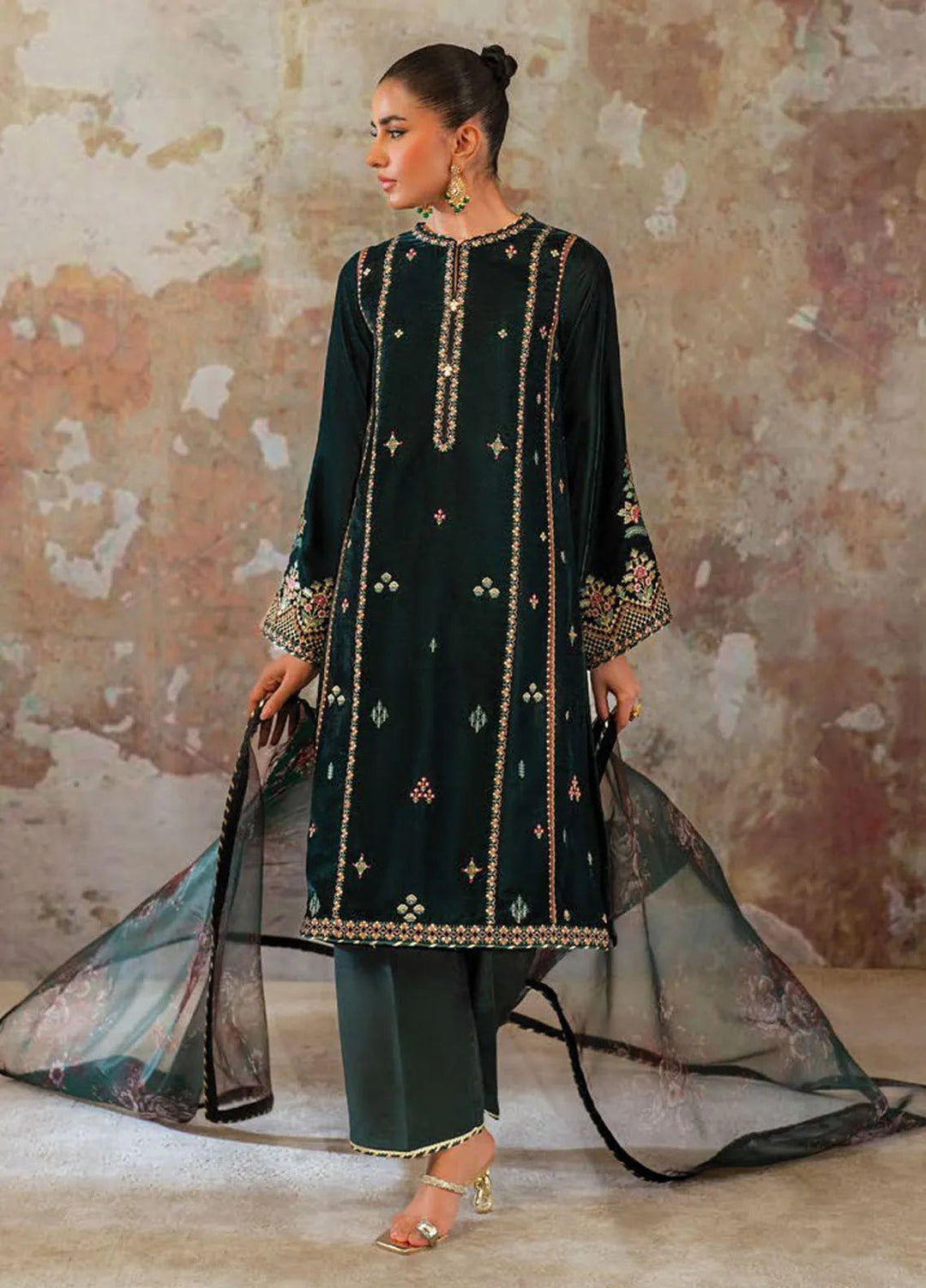 Velmor by Seran Embroidered Velvet Suit Unstitched 3 Piece SRN24VF Ayra - Formal Collection