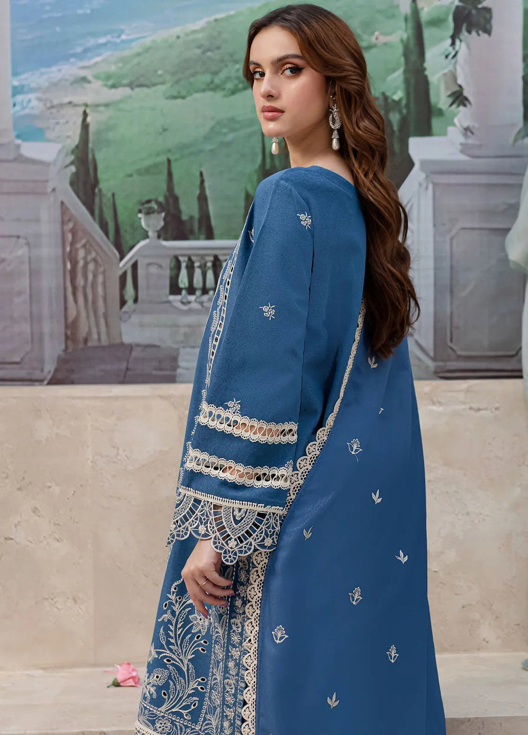 Veronica By Mahnur Embroidered Karandi Suit Unstitched 3 Piece MN24V D-08 Dorothy - Winter Collection