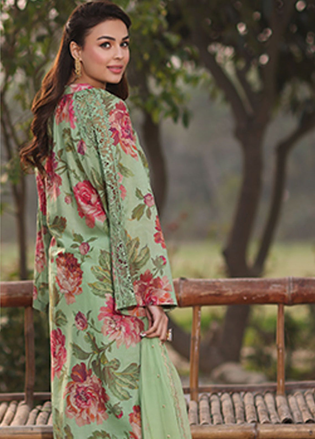 Vintage Flora By Manara Embroidered Lawn Suit Unstitched 3 Piece MNA24V Ohara SS-07 - Summer Collection