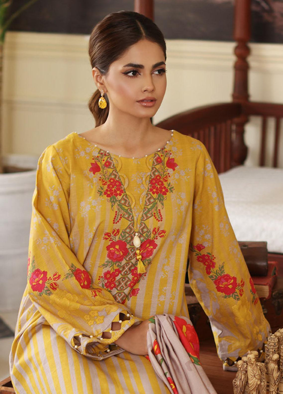 Virsa By Charizma Printed Khaddar Suits Unstitched 3 Piece CRZ23VK CVW3-06 - Winter Collection