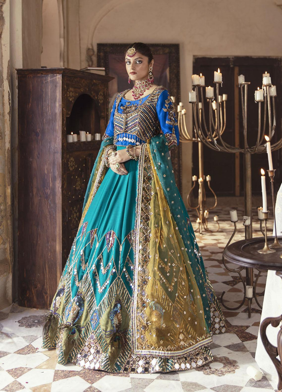 Maria Osama Khan Luxury Pret  Silk 3 Piece MOK22VR Riwayat 008