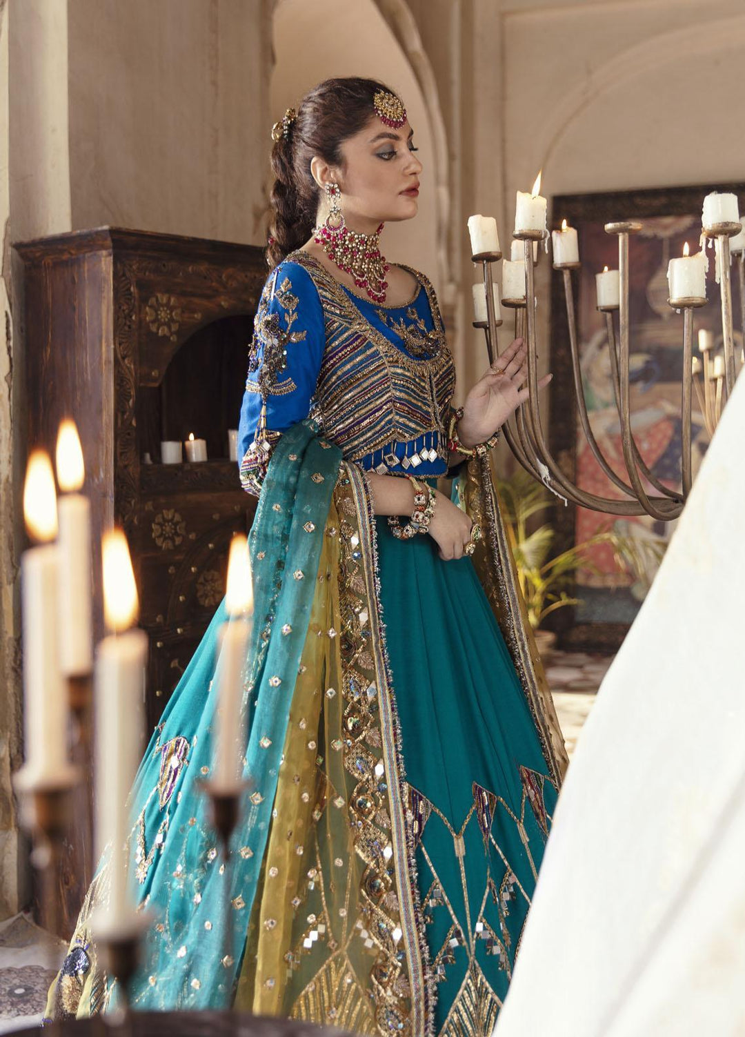 Maria Osama Khan Luxury Pret  Silk 3 Piece MOK22VR Riwayat 008