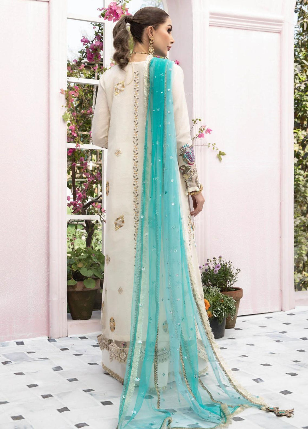 Vitalia Pret  Lawn 3 Piece Suit VT23PRT Norah