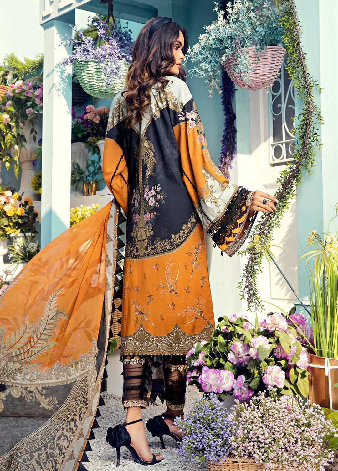 Anaya By Kiran Chaudhry Embroidered Lawn Suits Unstitched 3 Piece AK21VL VL21-01-A LISA - Summer Collection