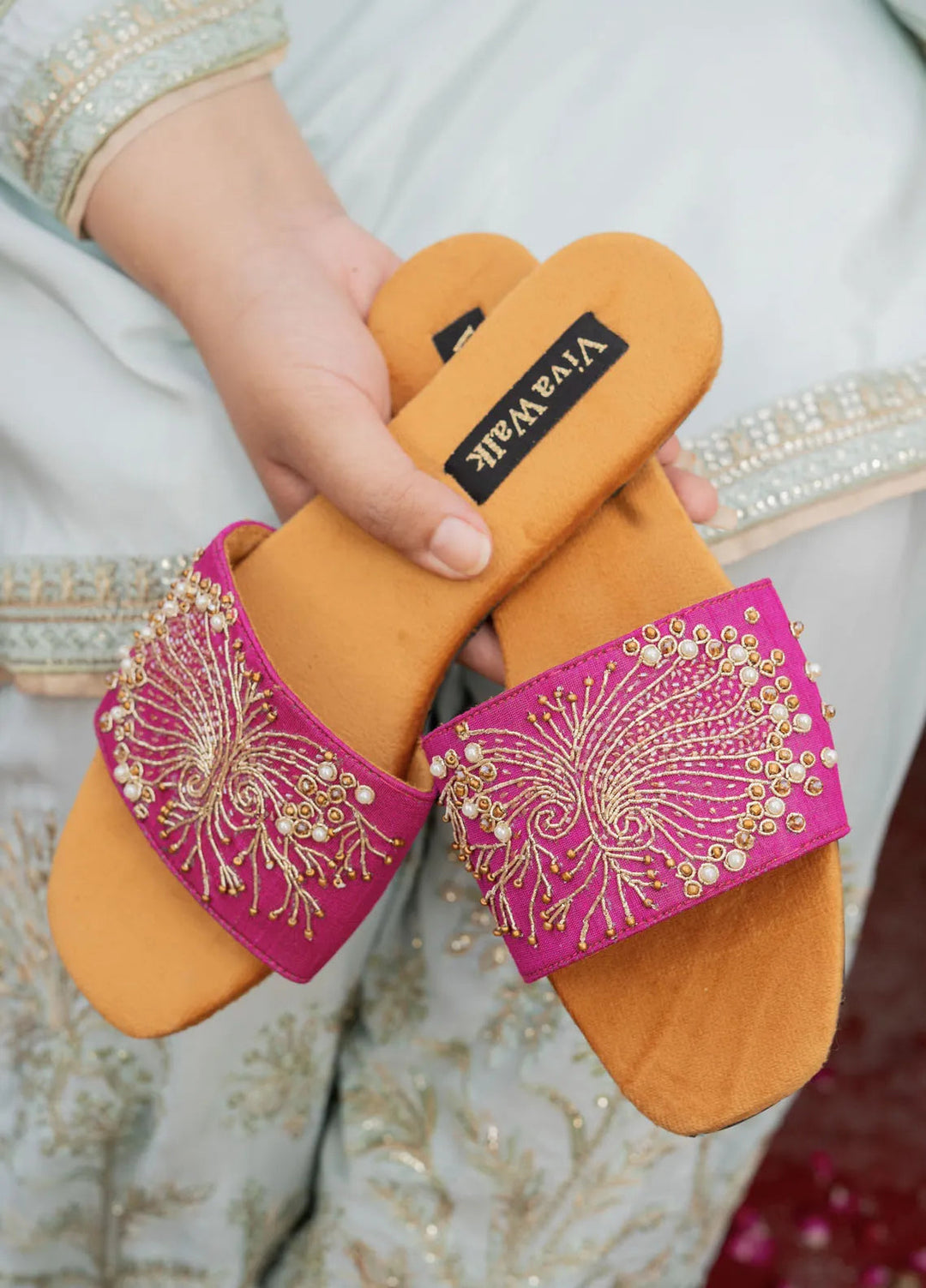 VivaWalk Festive Style Flats Mehfil-e-Mohabbat