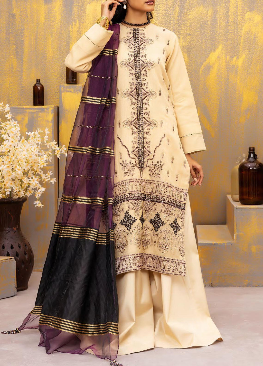 Vogue By Salitex Embroidered Lawn Suits Unstitched 3 Piece ST23V WK-01140UT - Festive Collection