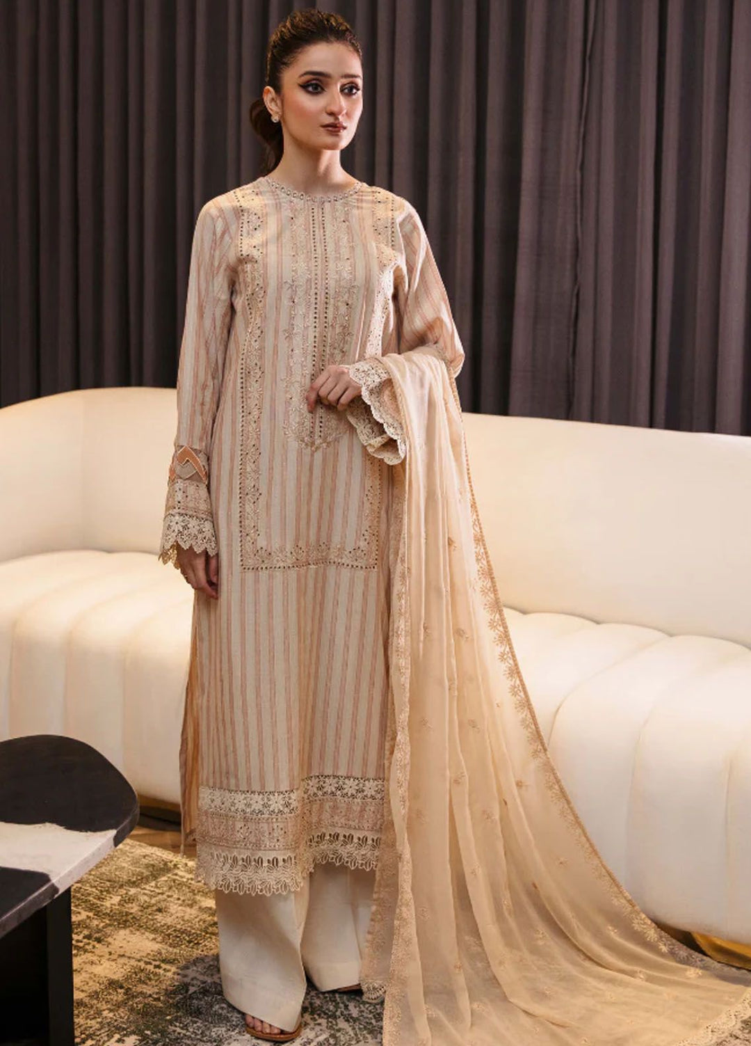 Vouge By Humdum Embroidered Lawn Suit Unstitched 3 Piece HD24V D06 - Summer Collection