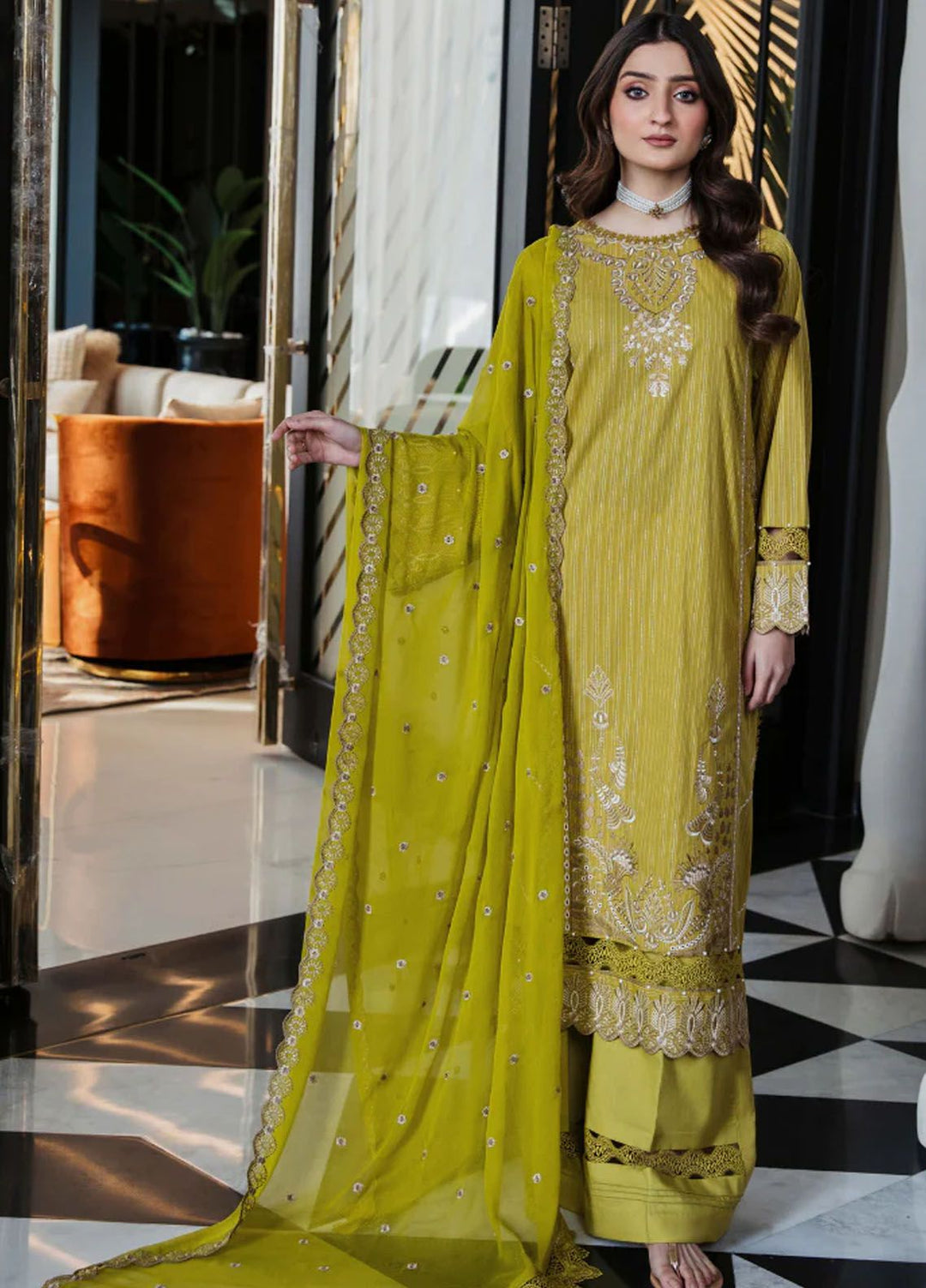 Vouge By Humdum Embroidered Lawn Suit Unstitched 3 Piece HD24V D08 - Summer Collection