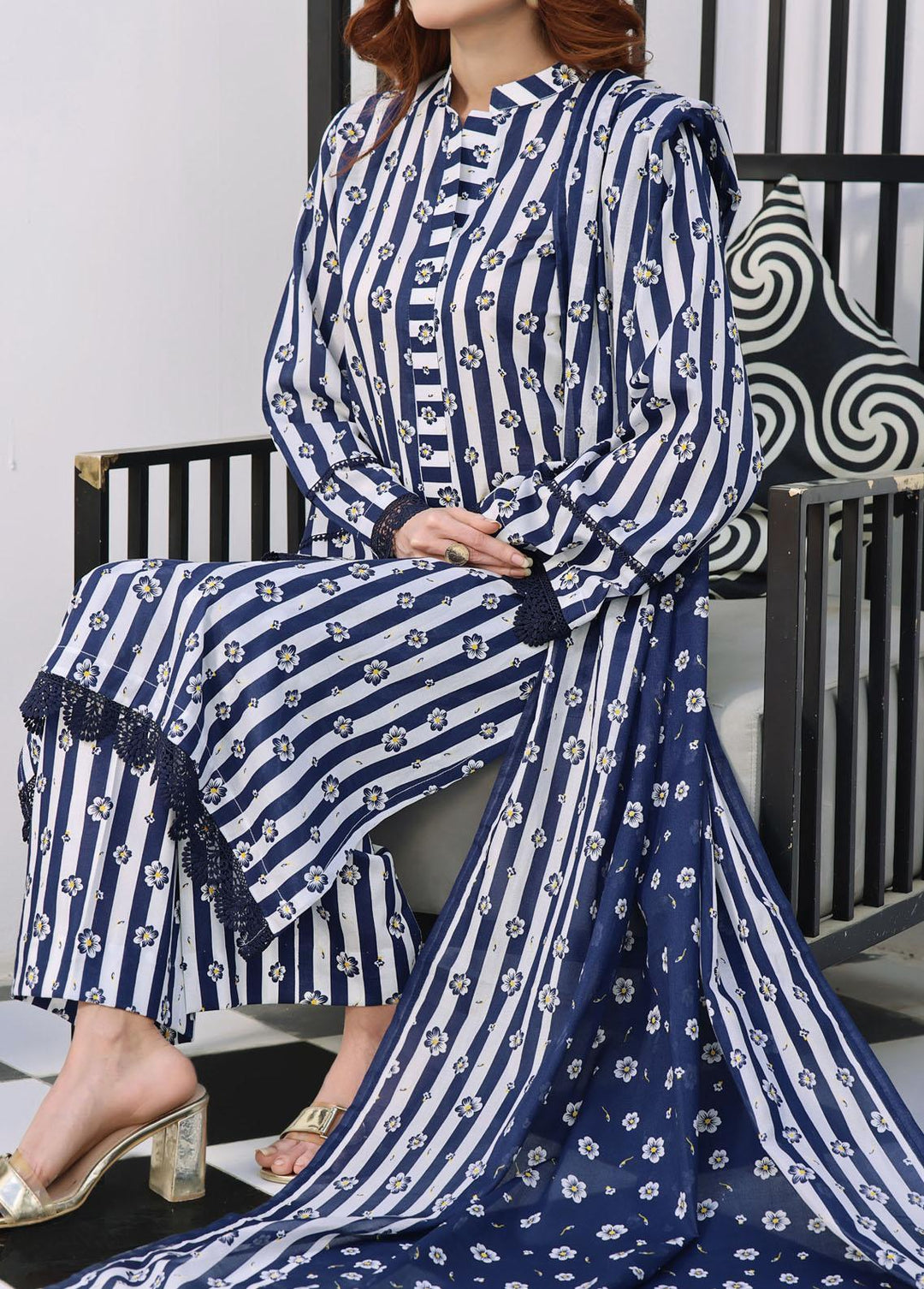 VS Textiles Printed Lawn Suits Unstitched 3 Piece VS24AM D-018 - Summer Collection