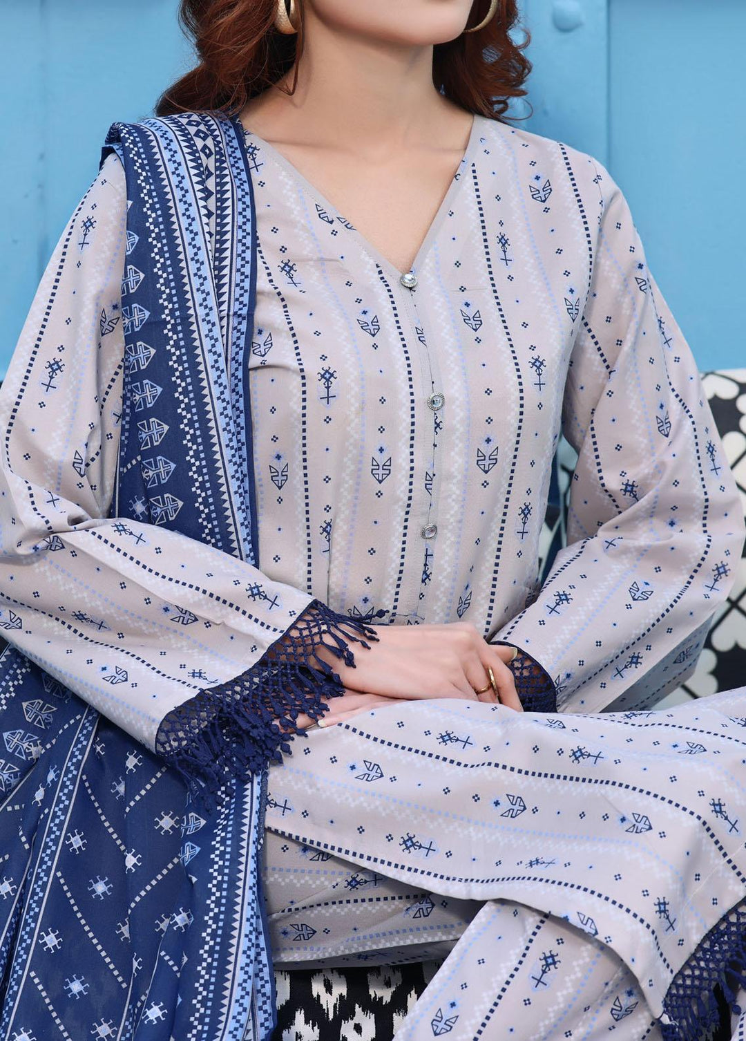 VS Textiles Printed Lawn Suits Unstitched 3 Piece VS24AM D-021 - Summer Collection