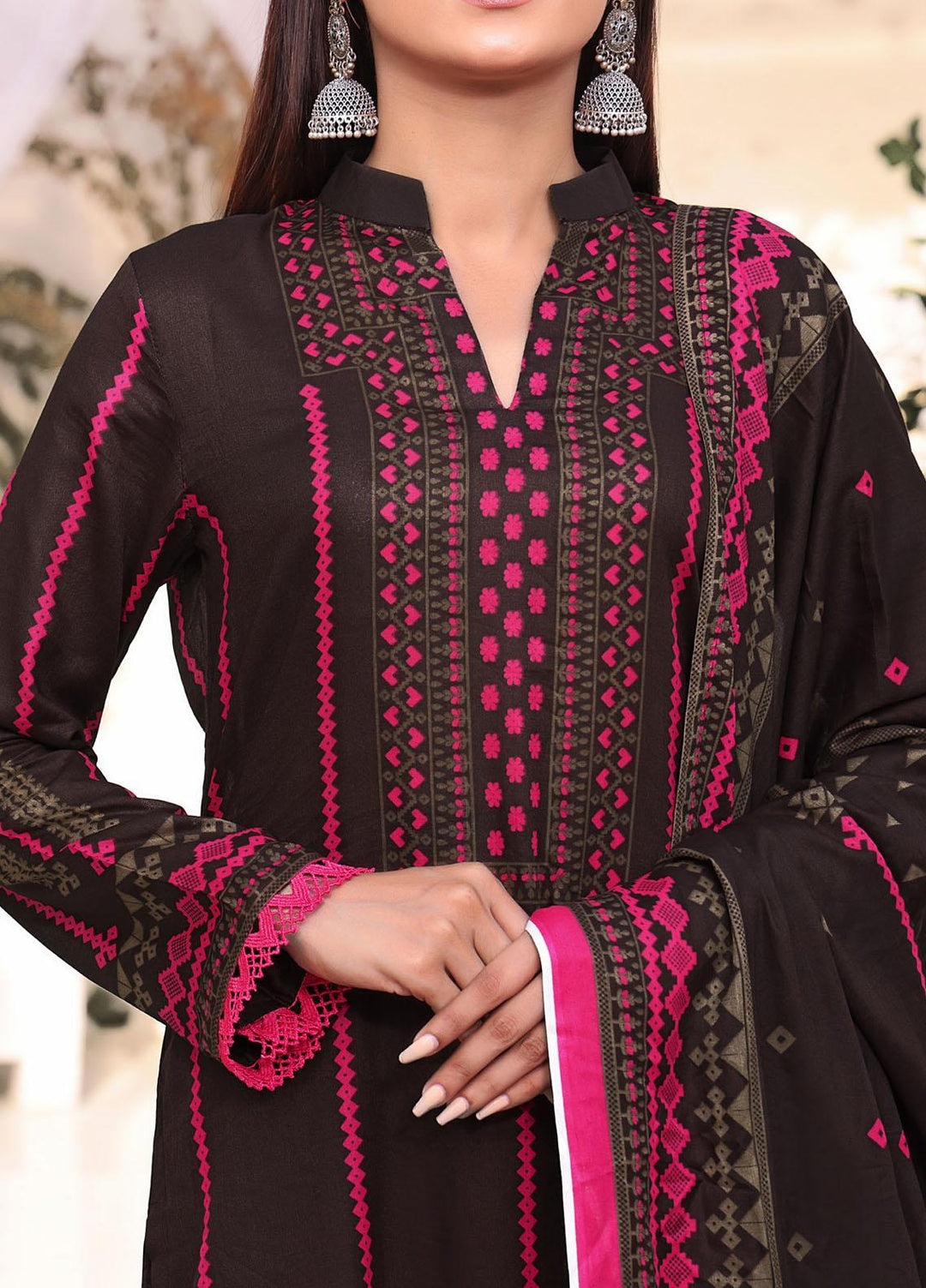 VS Textiles Printed Lawn Suits Unstitched 3 Piece VS23SL D-905 A - Summer Collection