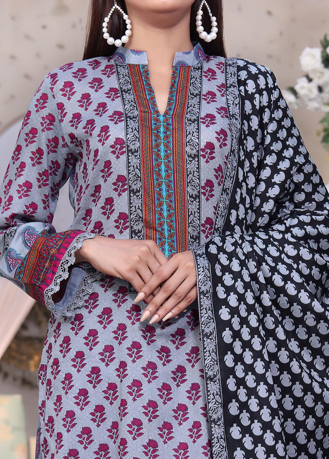 VS Textiles Printed Lawn Suits Unstitched 3 Piece VS23SL D-907 B - Summer Collection