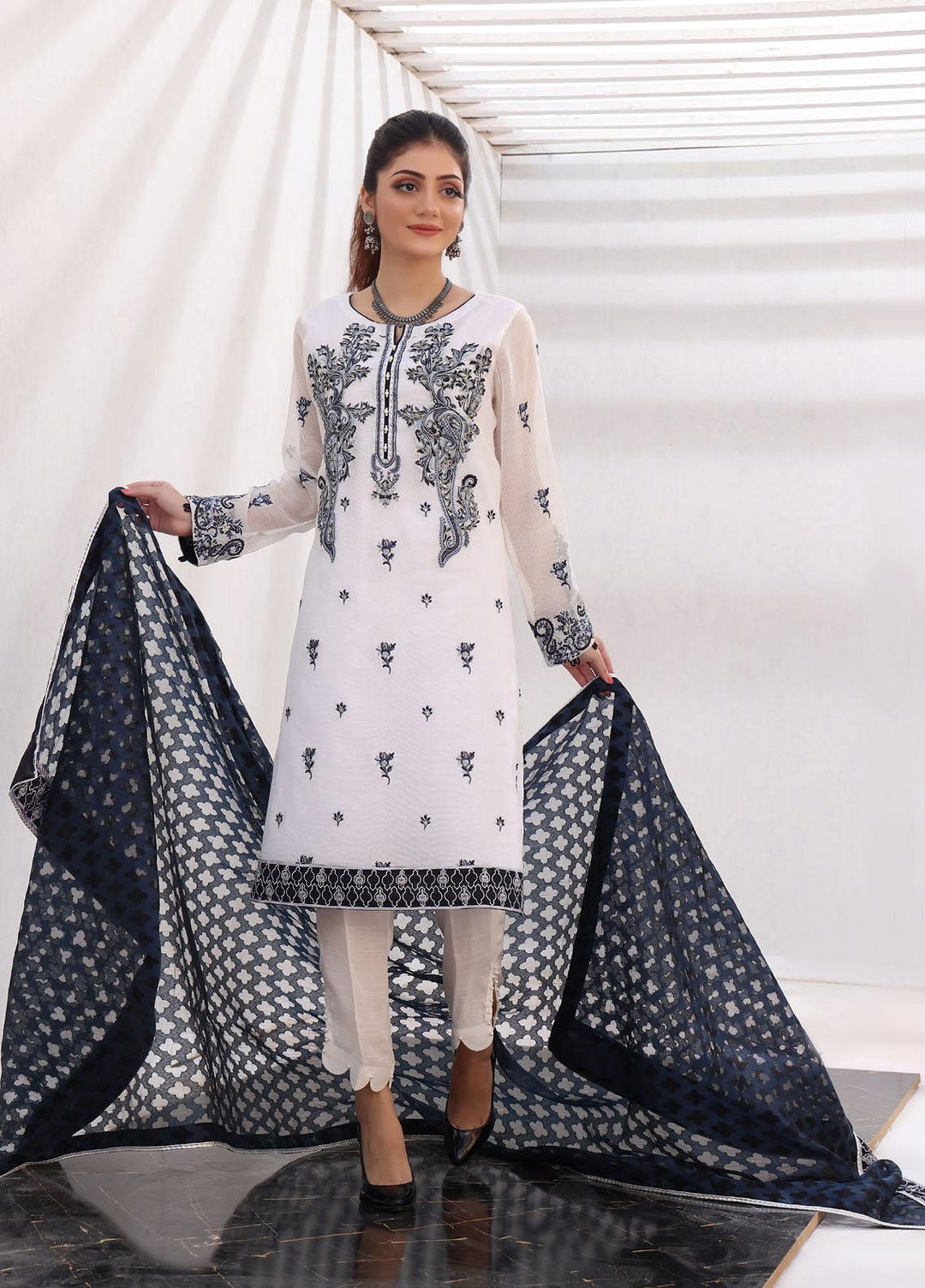 Weaves Pret  Khaadi Net 3 Piece Suit WV22AD W-004 FAKHTA