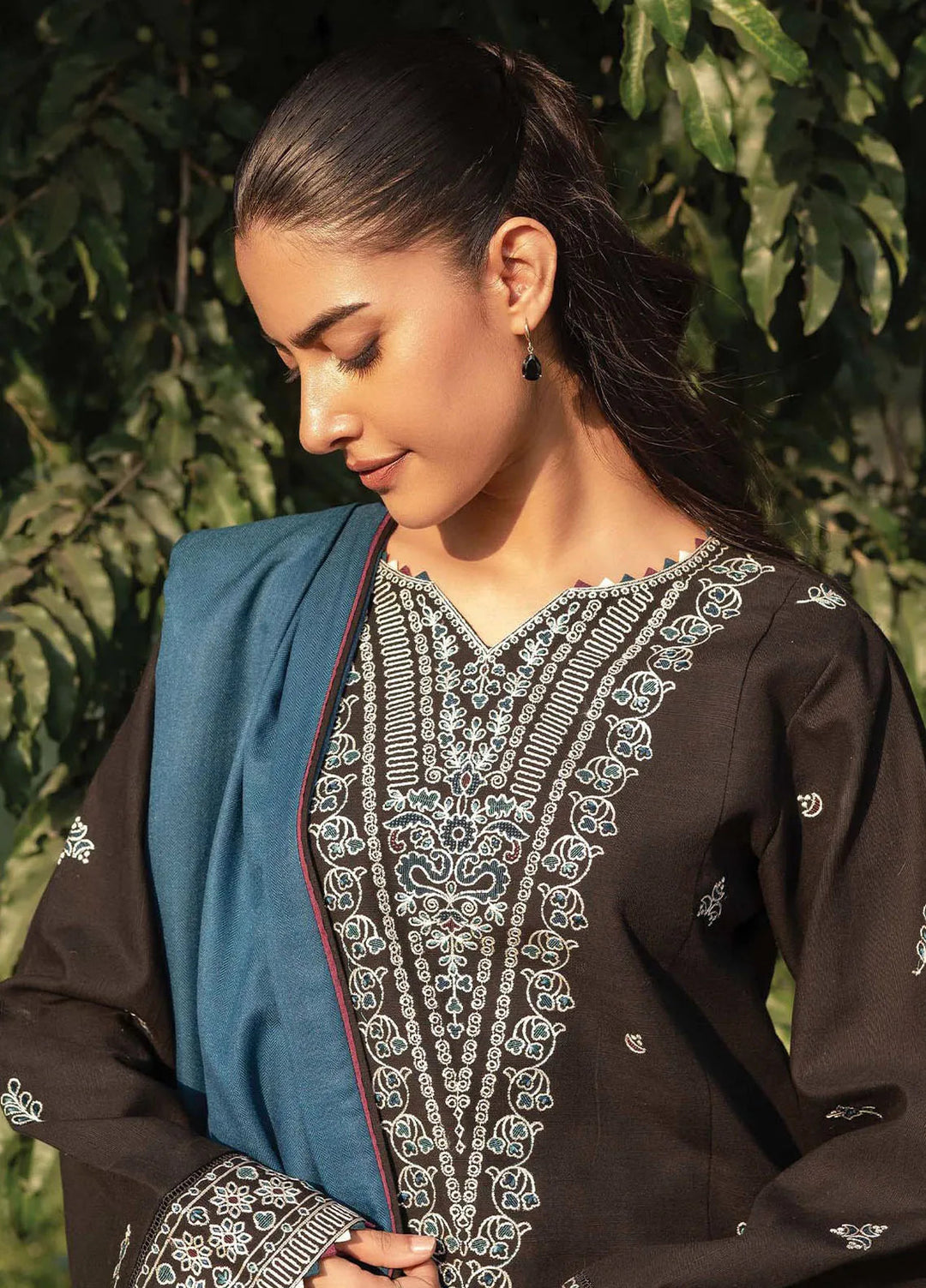 Whisper Garden by Seran Embroidered Khaddar Suit Unstitched 3 Piece SRN24WG D-03 Rave - Winter Collection