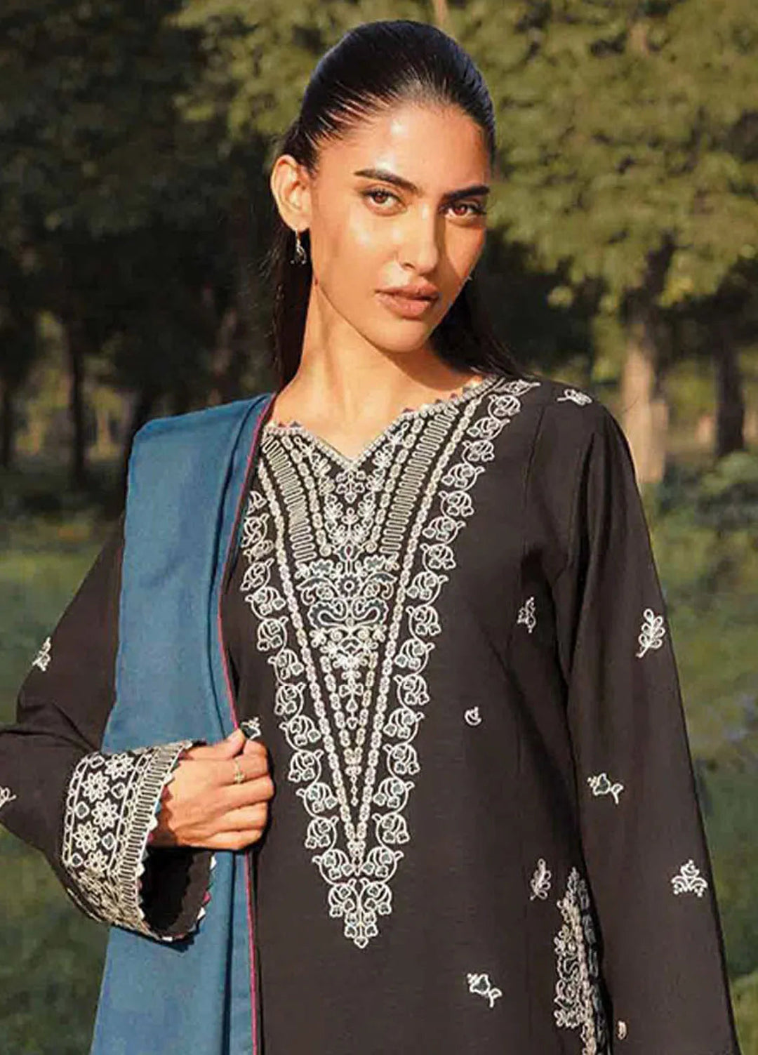 Whisper Garden by Seran Embroidered Khaddar Suit Unstitched 3 Piece SRN24WG D-03 Rave - Winter Collection