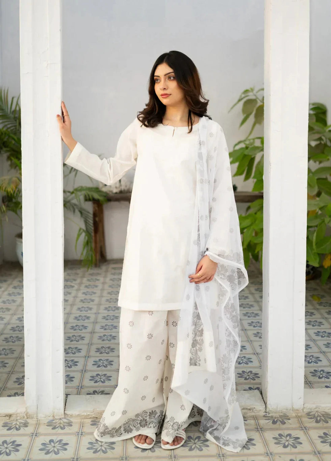Zauk Women RTW Printed Cotton 3 Piece Suit ZK26RC White Kurta Set ZAU-WKS - Casual Collection