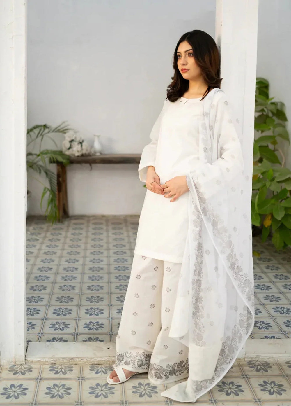Zauk Women RTW Printed Cotton 3 Piece Suit ZK26RC White Kurta Set ZAU-WKS - Casual Collection