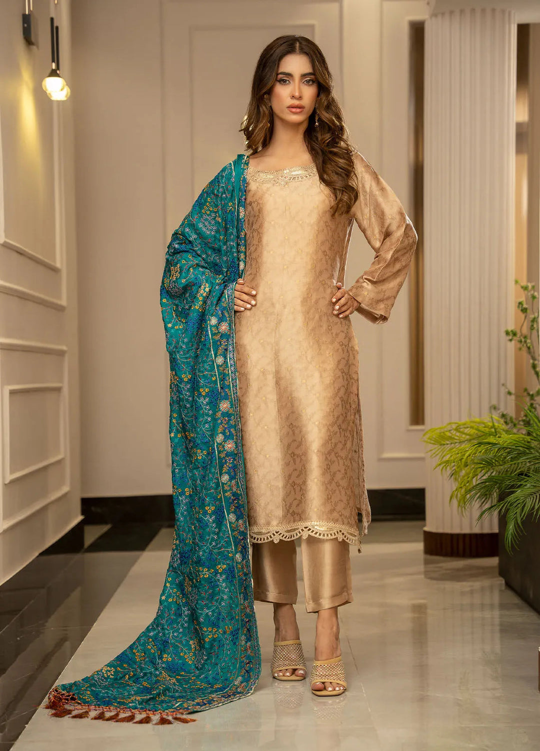 Wisaah by Zouj Katan Silk Shawl ZJ24WS Zeenat - Winter Collection