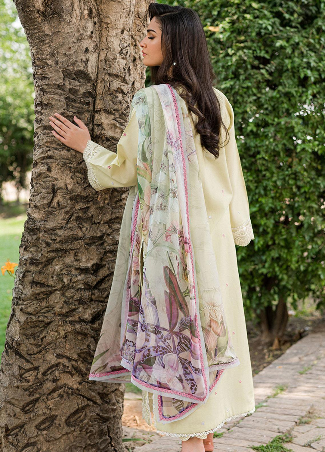 Wisteria By Roheenaz Embroidered Lawn Suits Unstitched 3 Piece RNZ23W RUNSS23025B Afsheen - Spring / Summer Collection