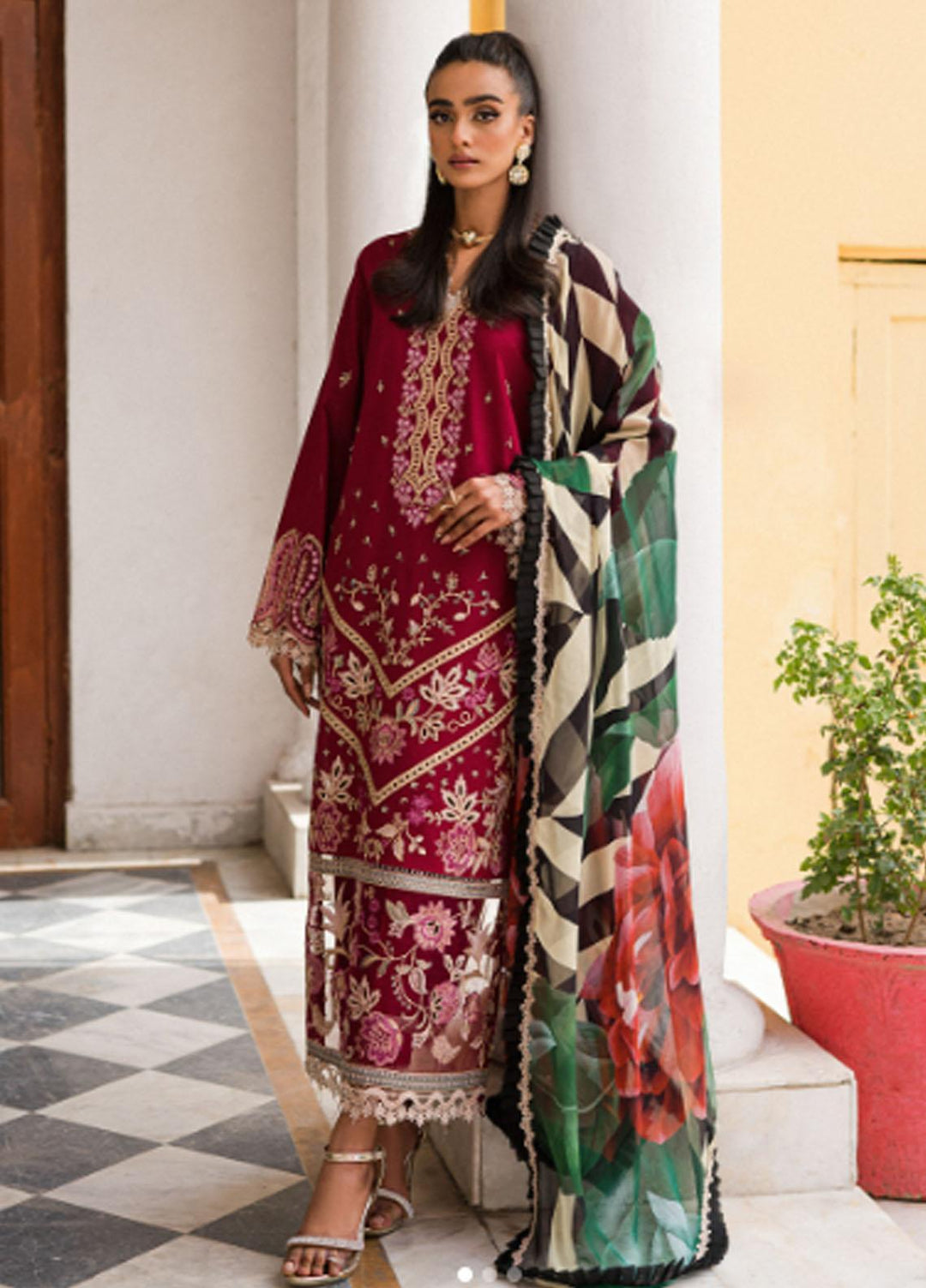 Wisteria By Roheenaz Embroidered Lawn Suits Unstitched 3 Piece RNZ23W RUNSS23028A Gohar - Spring / Summer Collection