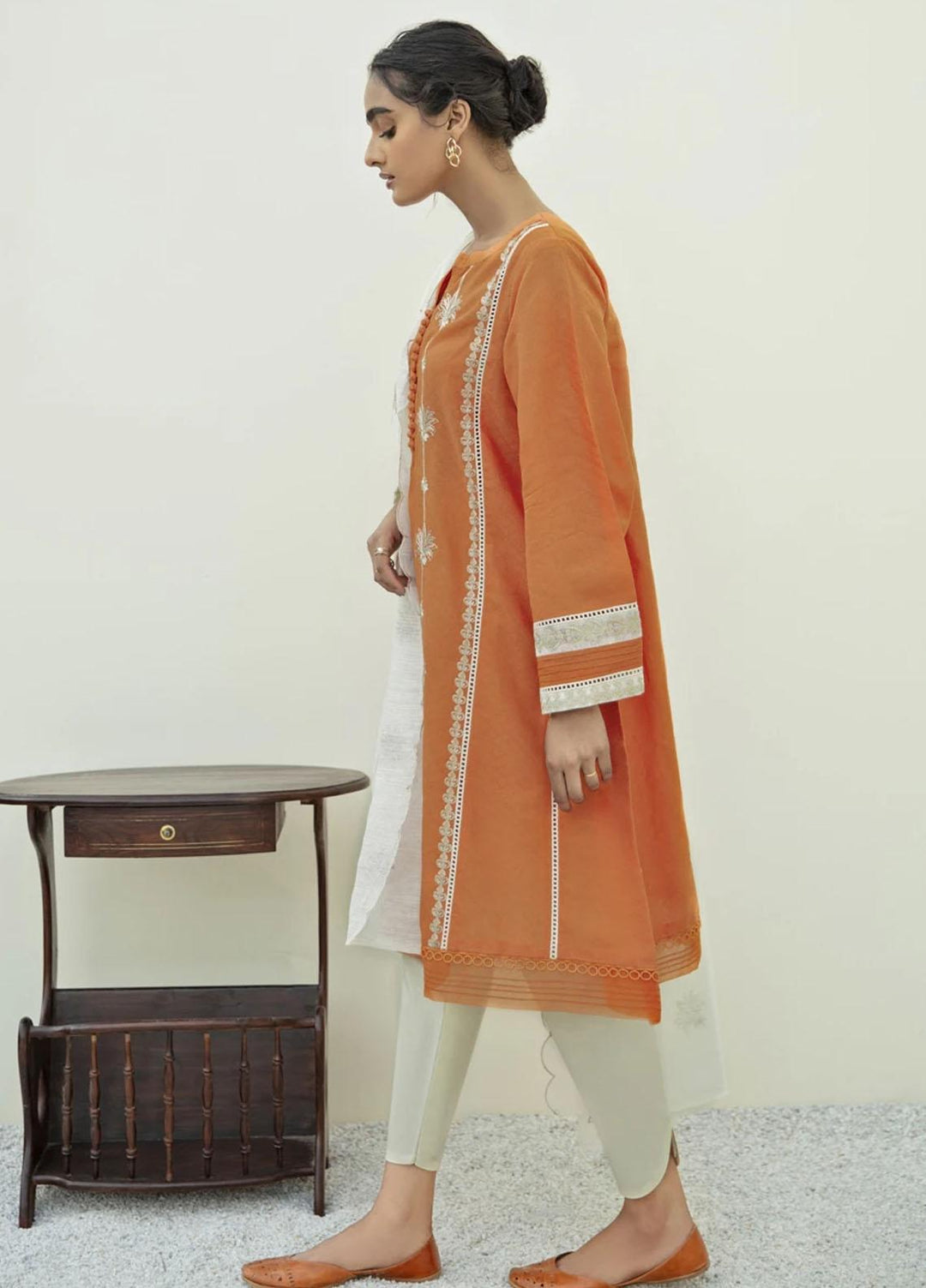 Xenia Formals Luxury Pret Embroidered Lawn 3 Piece Suit GULRUKH XFR-21-229