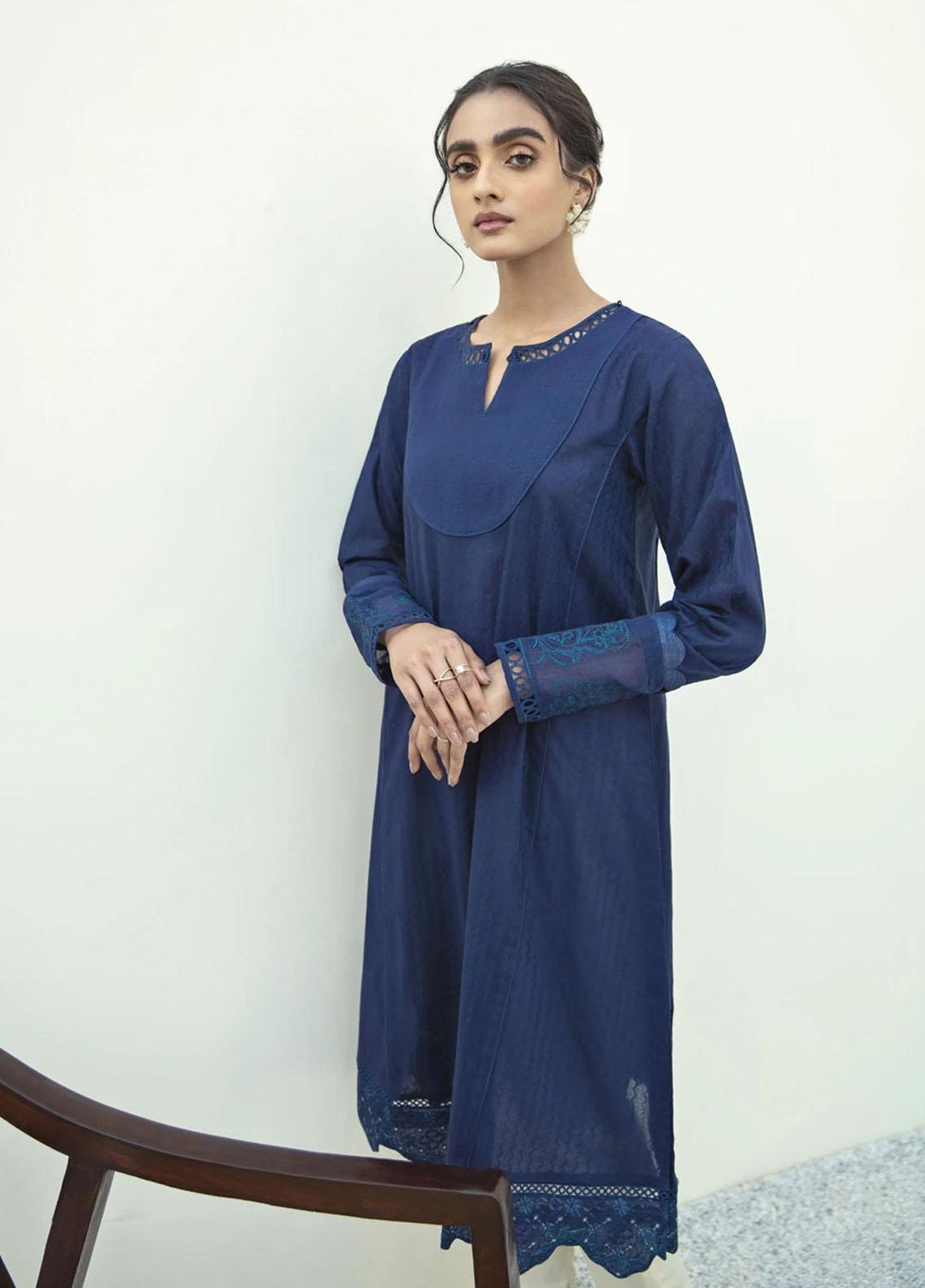 Xenia Formals Luxury Pret Embroidered Lawn 3 Piece Suit MAHRU XFR-21-226