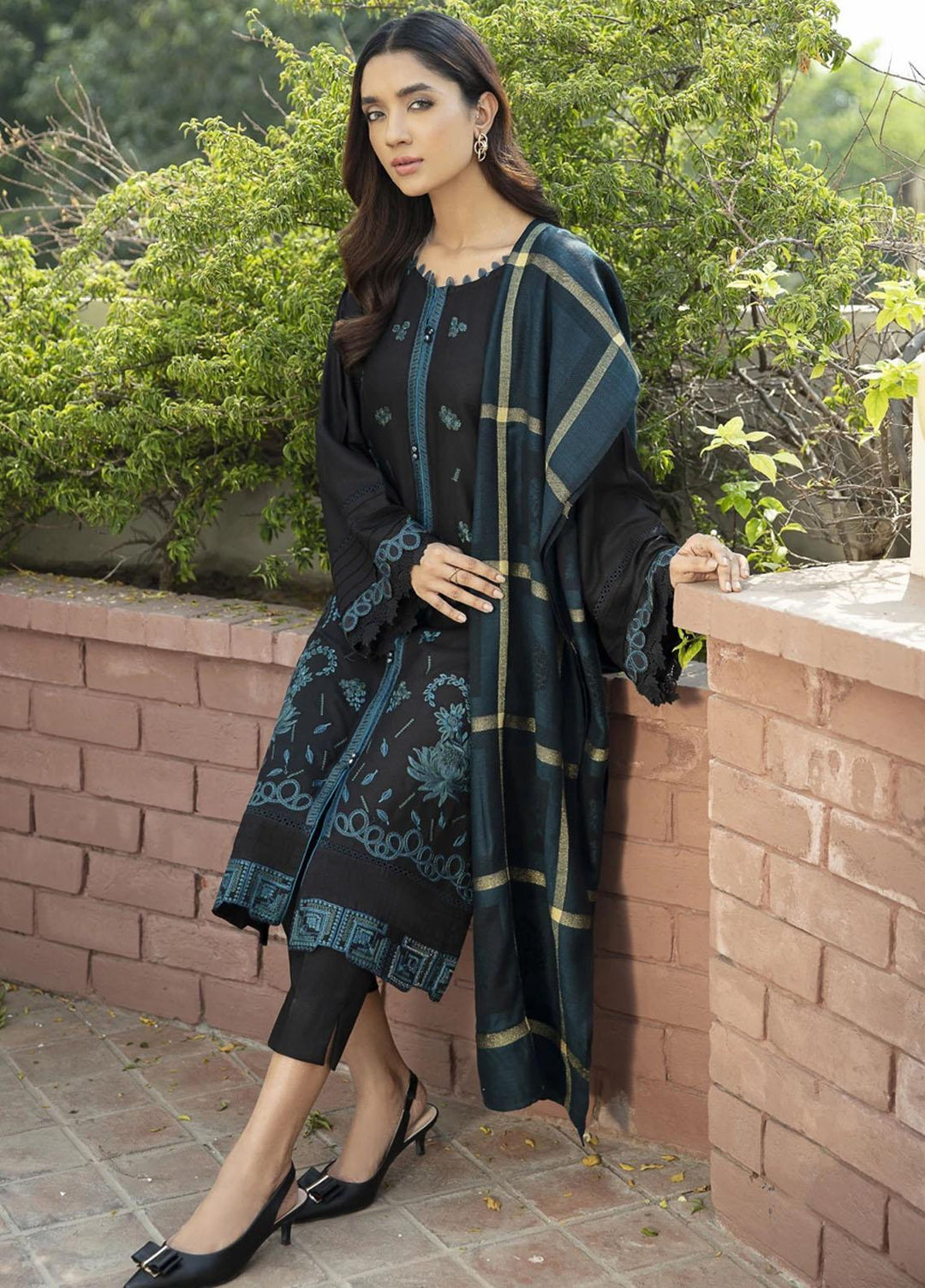 Xenia Formals Casual Pret  Linen Jacquard 3 Piece Suit RAFA XFR-21-285