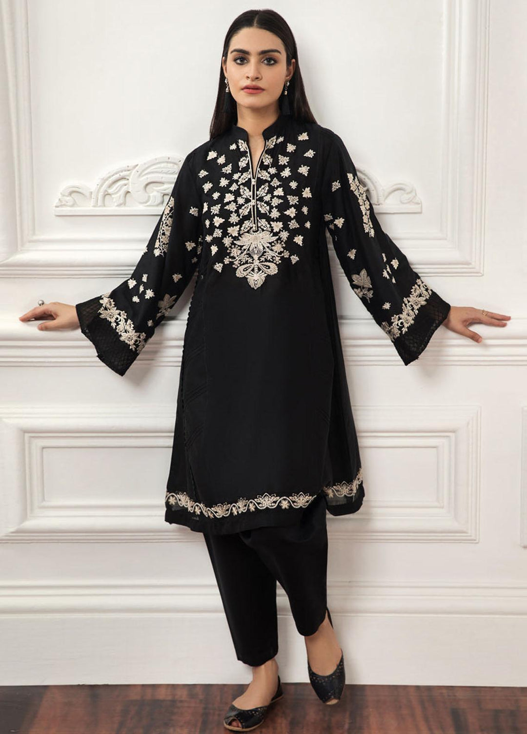 Xenia Formals Pret  Lawn 2 Piece Suit DAMMA XFR-21-254