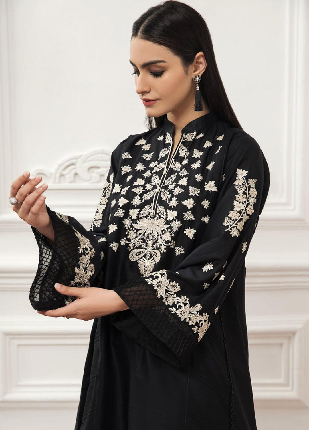 Xenia Formals Pret  Lawn 2 Piece Suit DAMMA XFR-21-254