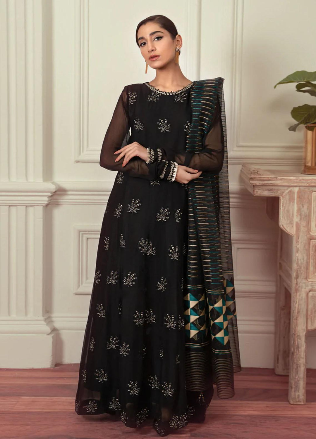 Xenia Formals Pret Embroidered Chiffon 3 Piece Suit SOHAI XFR-22-328