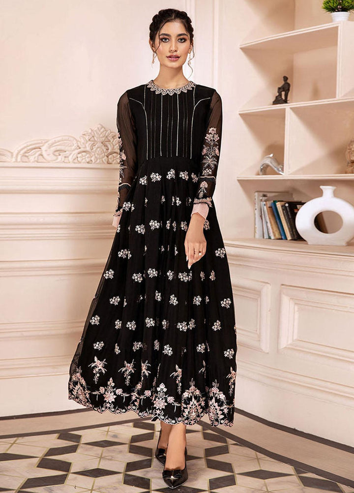 Xenia Formals Pret Embroidered Chiffon 3 Piece Suit RAAWIYA XFR-21-272