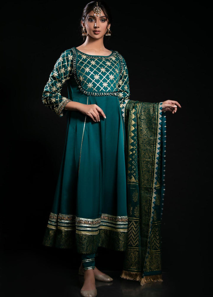 Yusra Ansari Embroidered Georgette Stitched 3 Piece Suit Yed-04 Noori