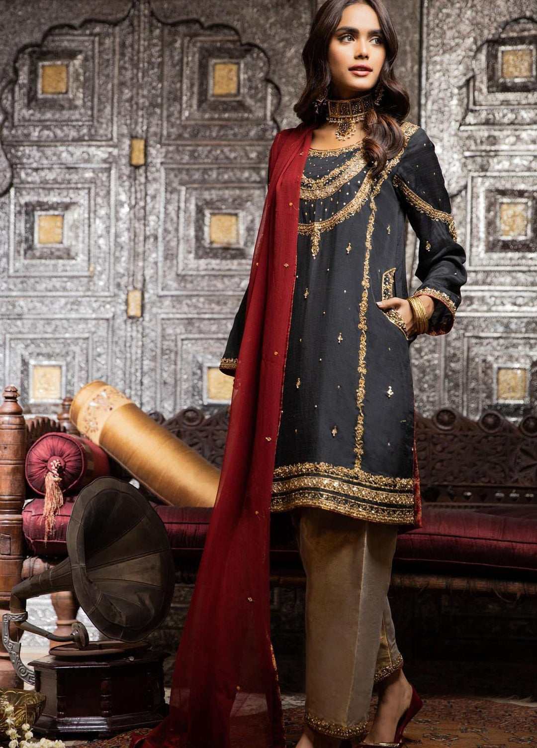 Zaaviay Embroidered Raw Silk Stitched 3 Piece Suit SHABNAMI