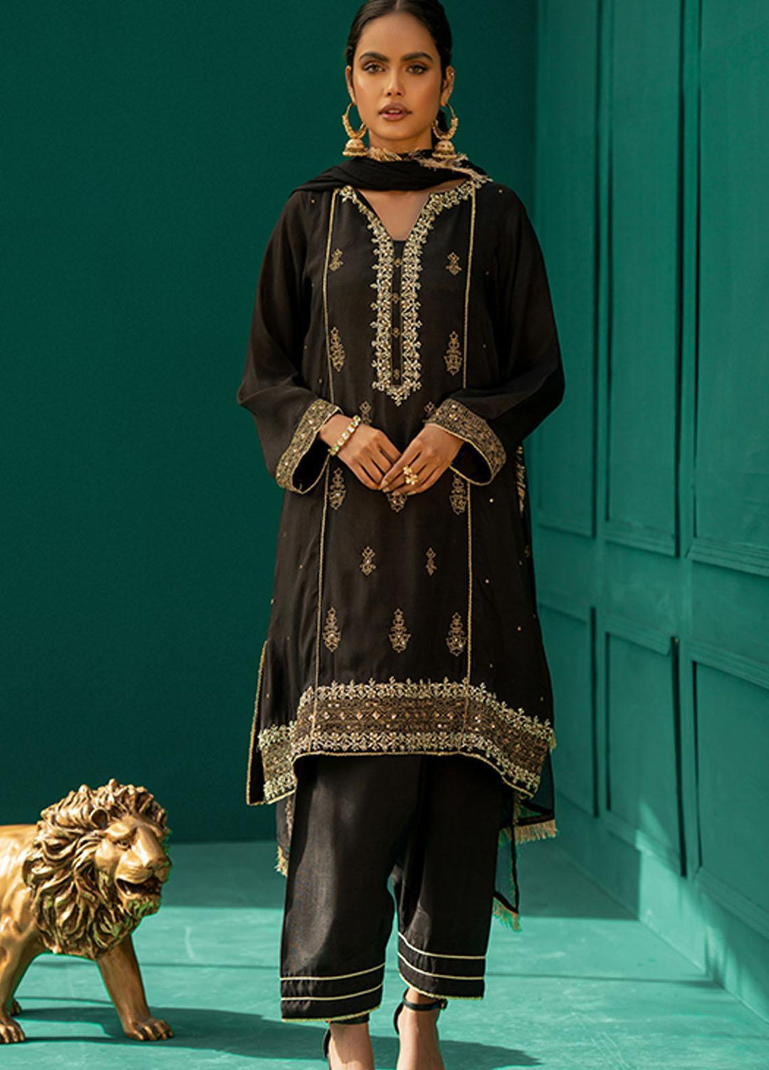 Zaaviay Festive Pret  Raw Silk 3 Piece Suit ZV22PE AAFREEN