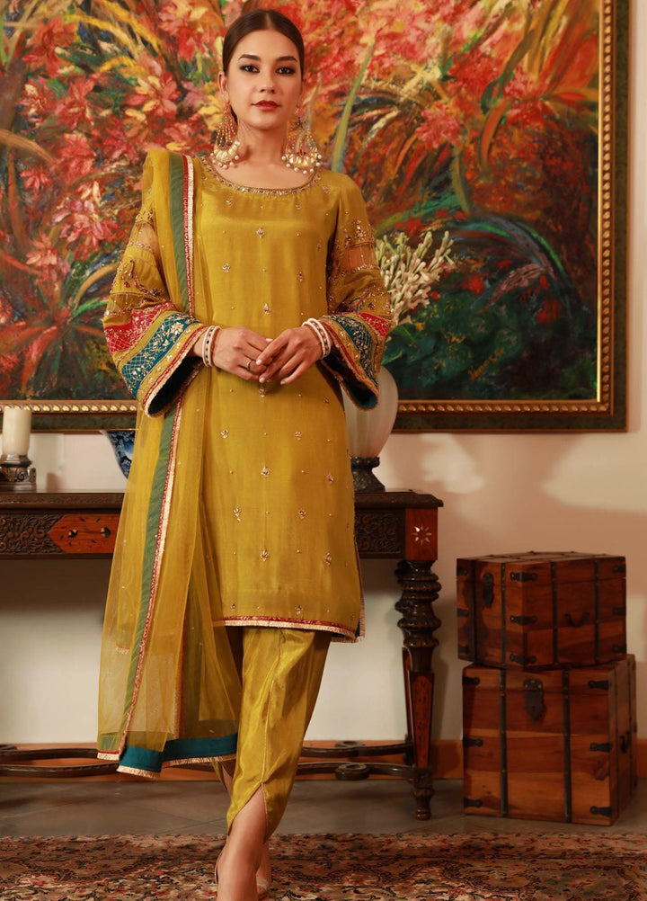 Zaaviay Pret Embroidered Raw Silk 3 Piece Suit Mehendi Ki Raat