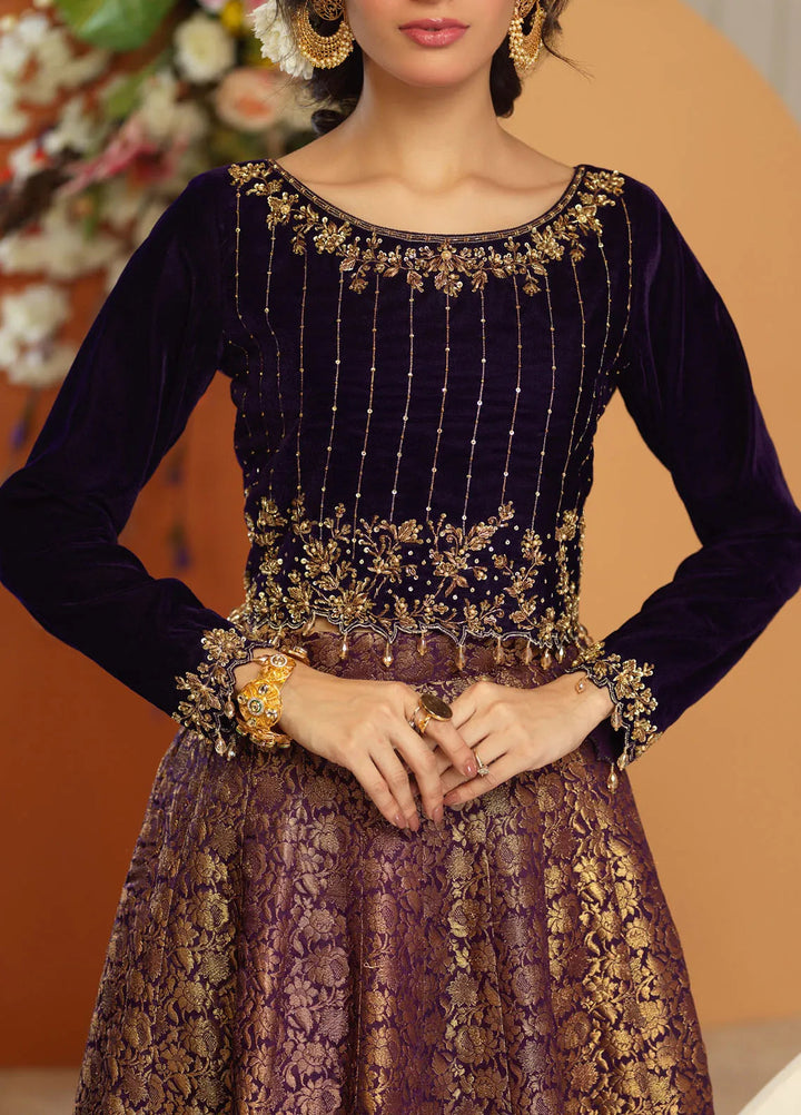 Zaaviay Pret Embroidered Velvet 3 Piece Suit Sehen