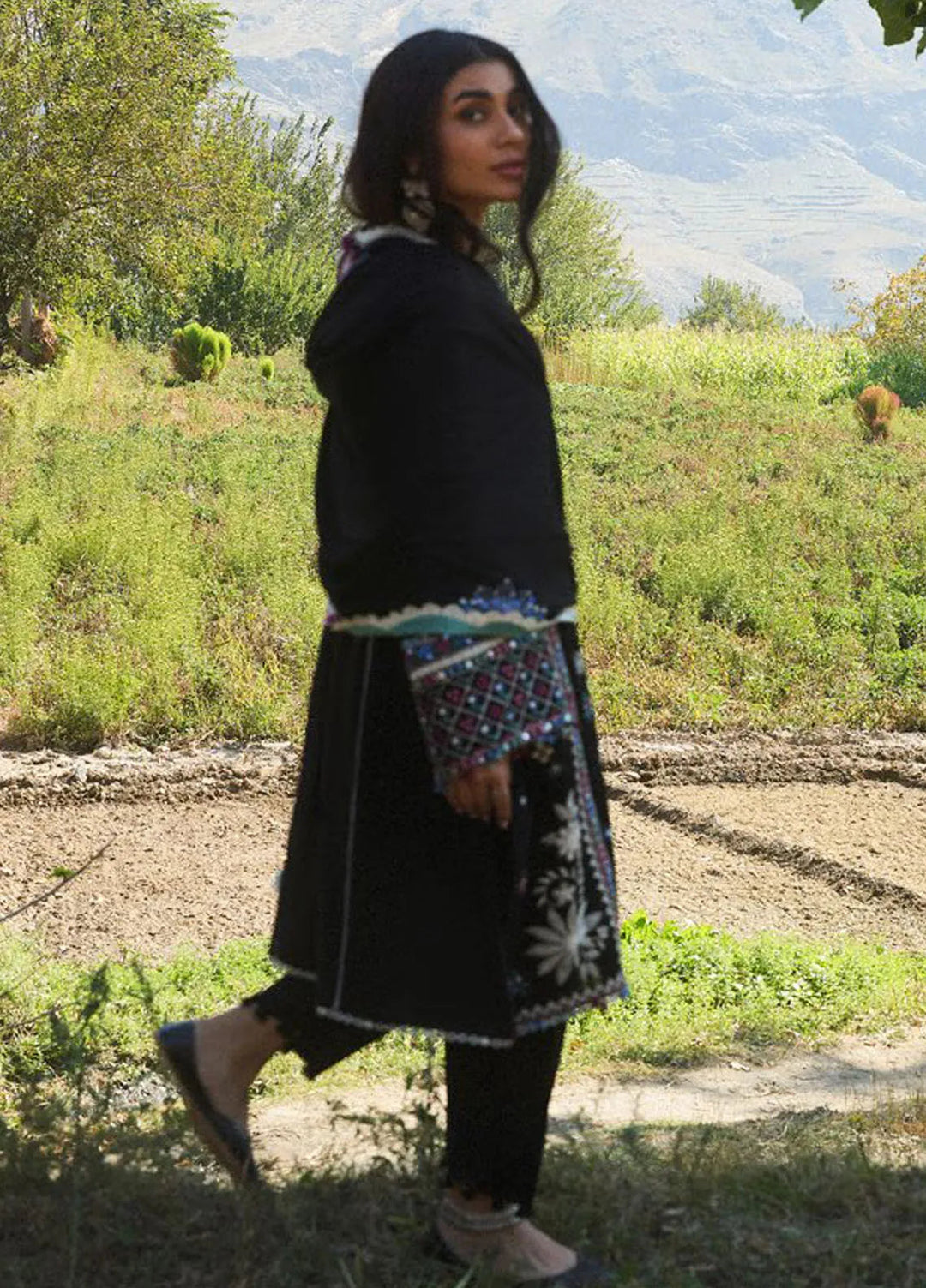 Zaha By Khadijah Shah Embroidered Khaddar Suits Unstitched 3 Piece ZL24W ZW24-06 Hazan - Winter Collection