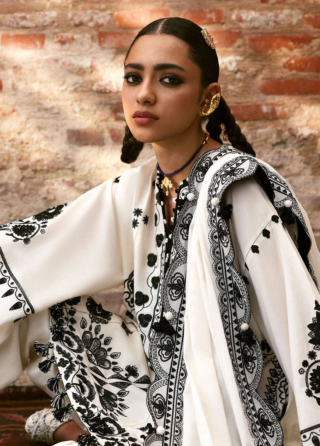 Zaha by Khadijah Shah Embroidered Lawn Suits Unstitched 3 Piece ZL25UF D-08 Zarmina - Festive Collection