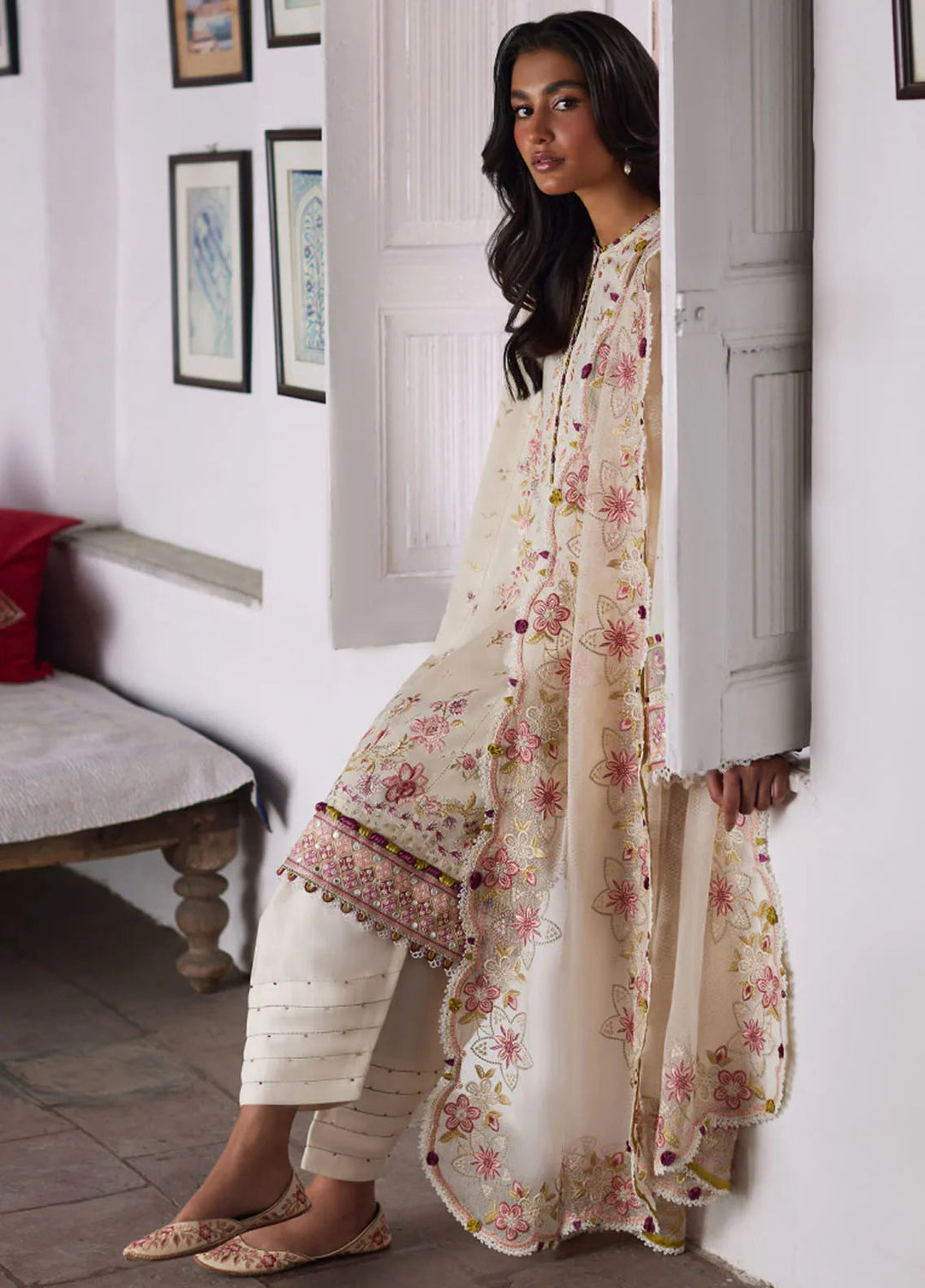 Zaha Embroidered Lawn Suit Unstitched 3 Piece ZL24F D-05 Ela - Festive Collection