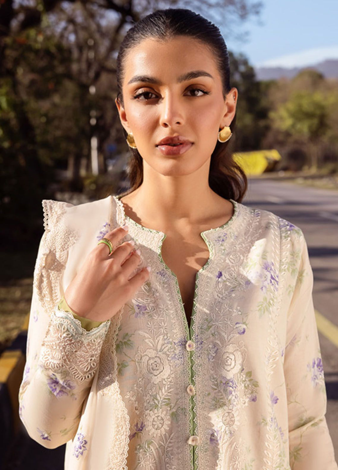 Zaha Embroidered Lawn Suits Unstitched 3 Piece ZL24-04B - Summer Collection