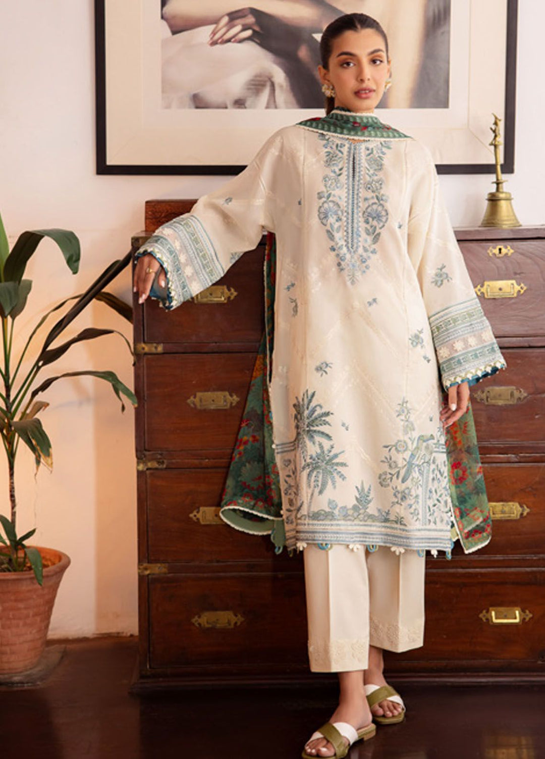 Zaha Embroidered Lawn Suits Unstitched 3 Piece ZL24-05A - Summer Collection