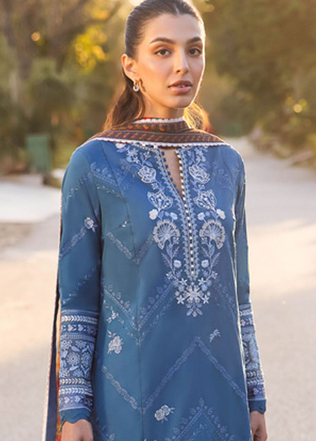 Zaha Embroidered Lawn Suits Unstitched 3 Piece ZL24-05B - Summer Collection