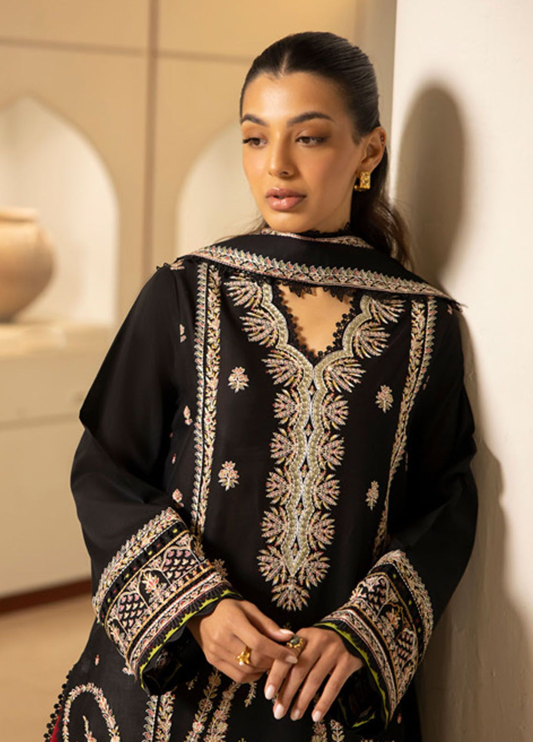 Zaha Embroidered Lawn Suits Unstitched 3 Piece ZL24-09B - Summer Collection