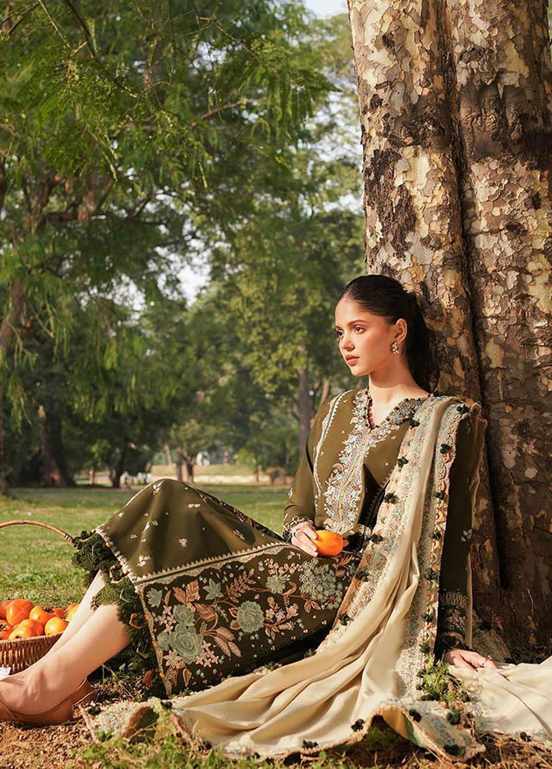 Zaha Embroidered Khaddar Suits Unstitched 3 Piece ZKS23W-2 ZW2-23-07 Ursiya - Winter Collection