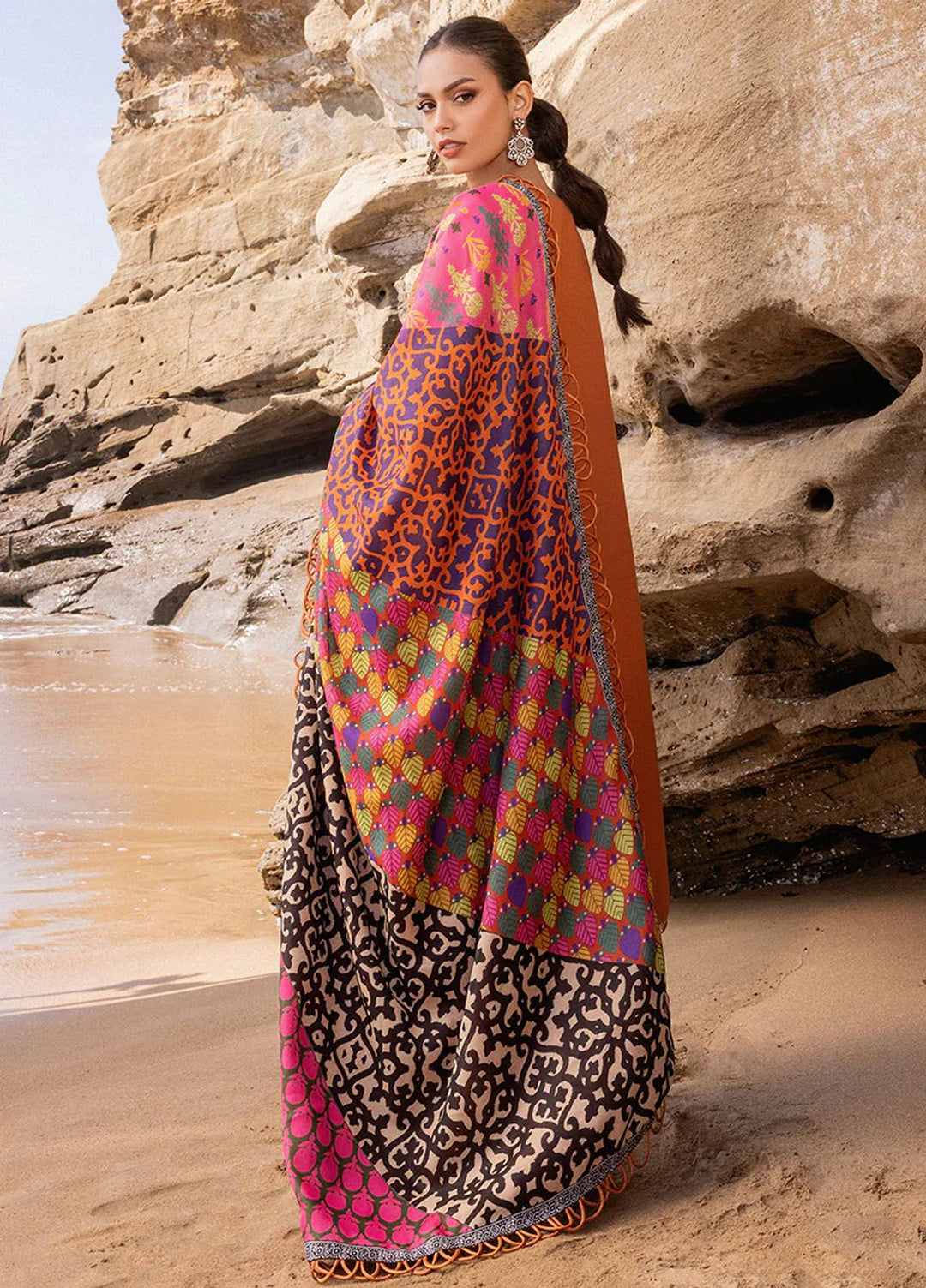 Zainab Chottani Chikankari Lawn Suits Unstitched 3 Piece ZC24CL D-4A Naysa - Summer Collection