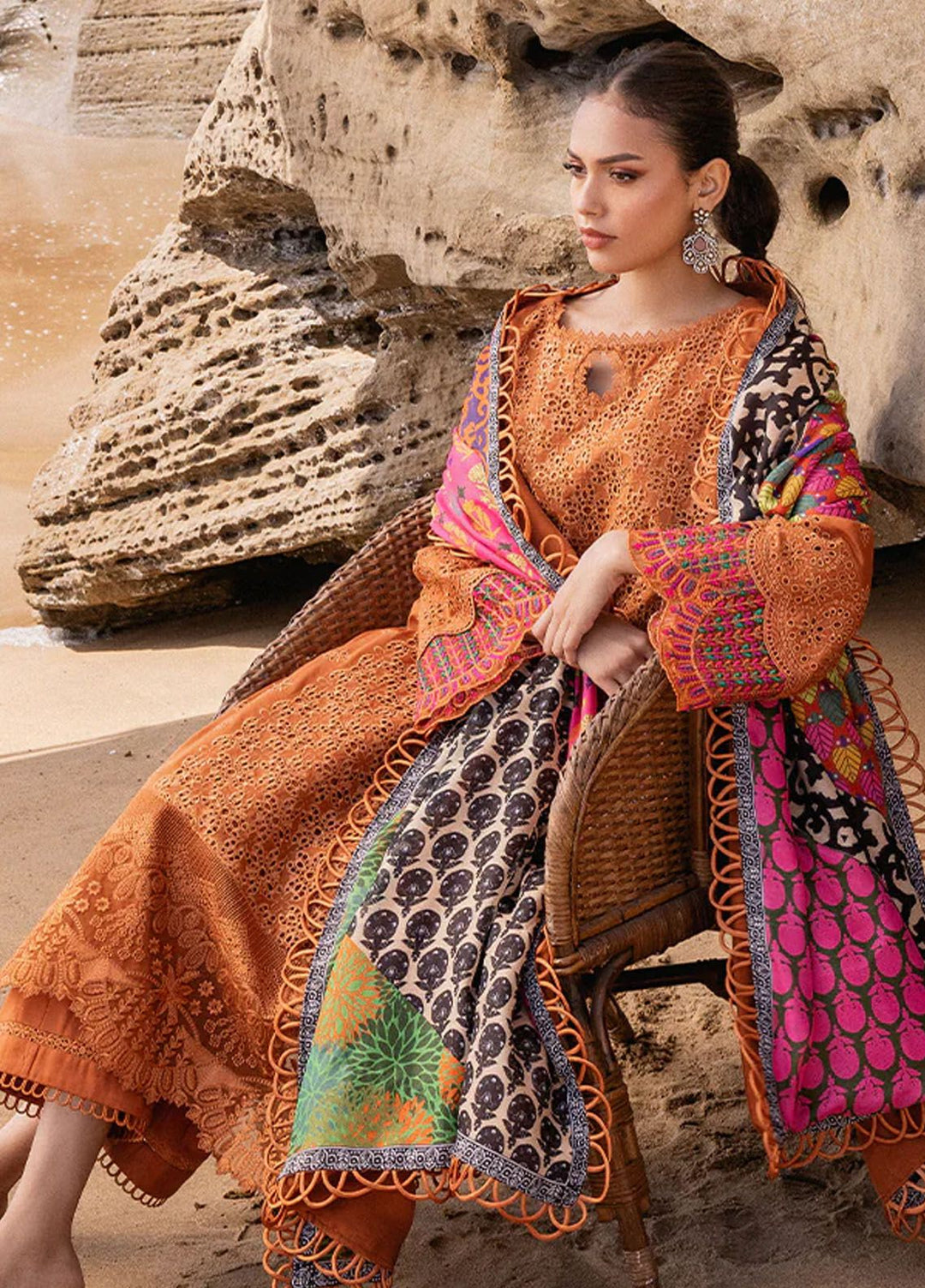 Zainab Chottani Chikankari Lawn Suits Unstitched 3 Piece ZC24CL D-4A Naysa - Summer Collection