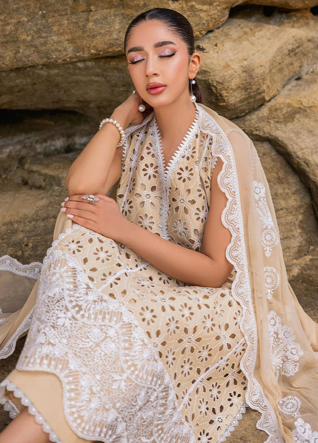Zainab Chottani Chikankari Lawn Suits Unstitched 3 Piece ZC24CL D-7B Motia - Summer Collection