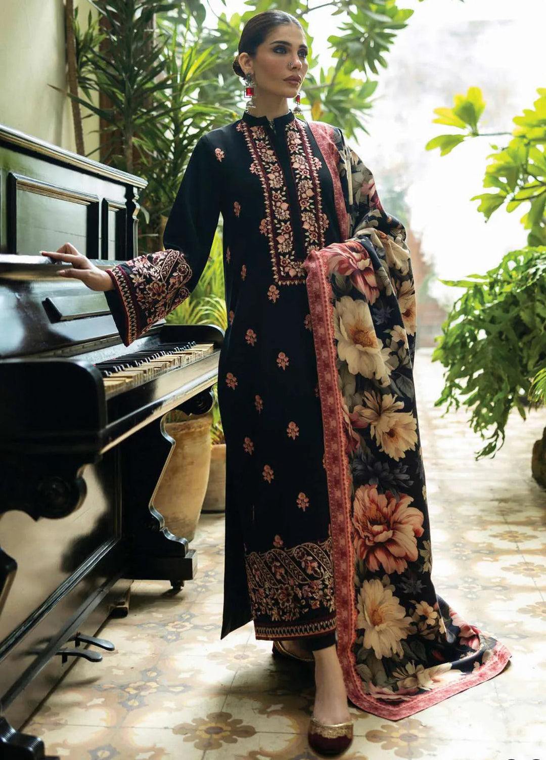 Zainab Chottani Embroidered Suit Unstitched 3 Piece ZC24WS D-02 Alaya - Winter Collection