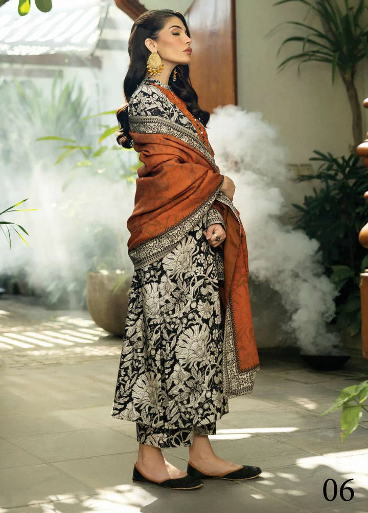 Zainab Chottani Embroidered Suit Unstitched 3 Piece ZC24WS D-06 Mysha - Winter Collection