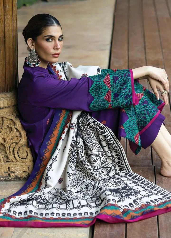 Zainab Chottani Embroidered Suit Unstitched 3 Piece ZC24WS D-09 Vaniza - Winter Collection